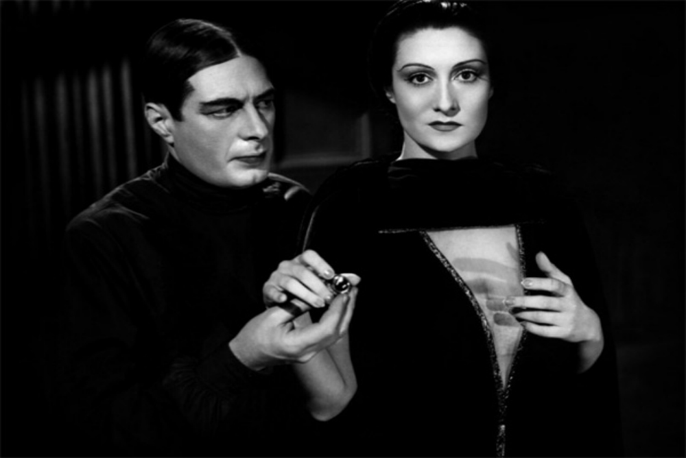 photo-La-Fille-de-Dracula-Dracula-s-Daughter-1936-1